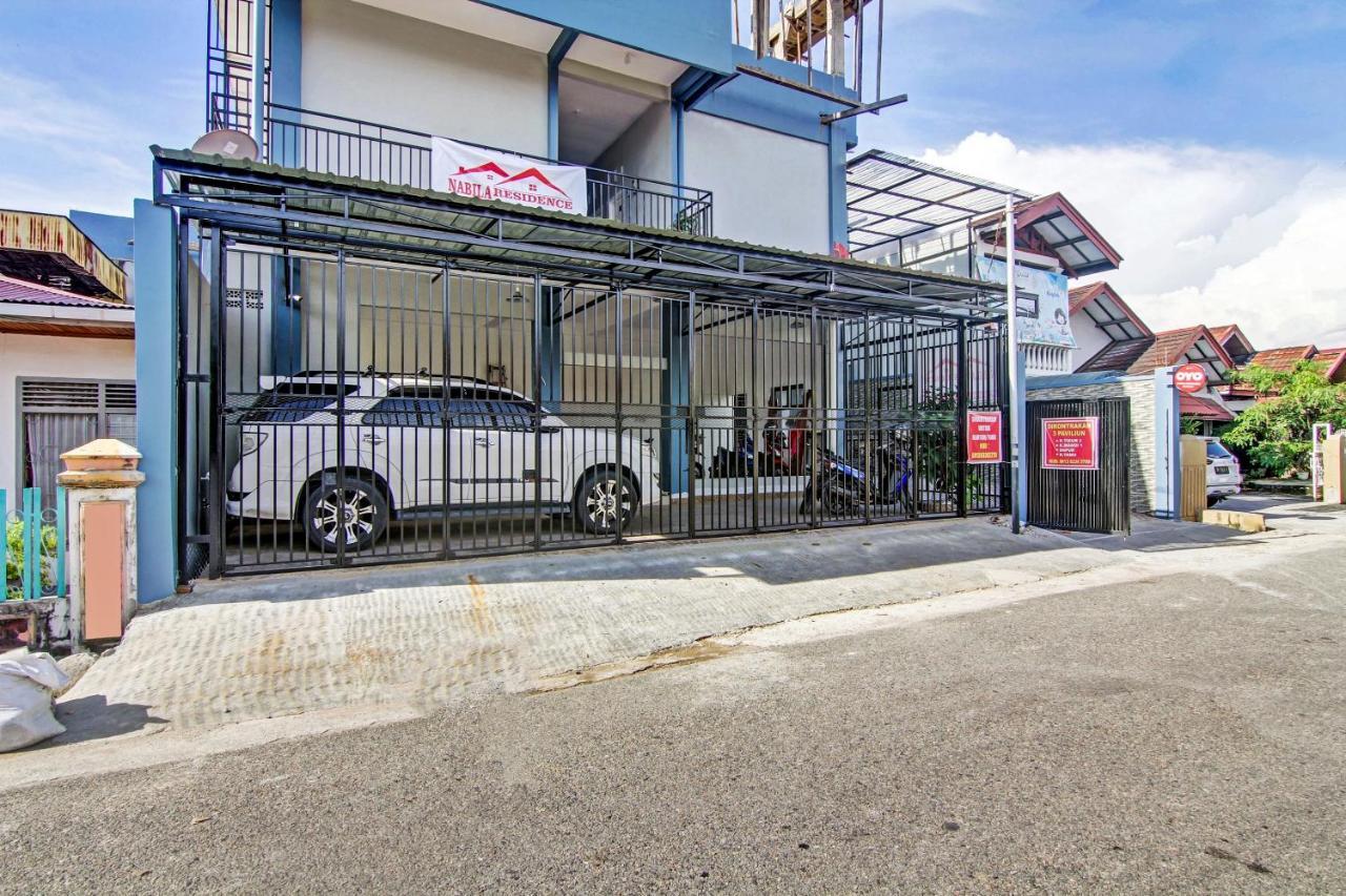 Oyo 90704 Nabila Residence Syariah Паданг Екстериор снимка