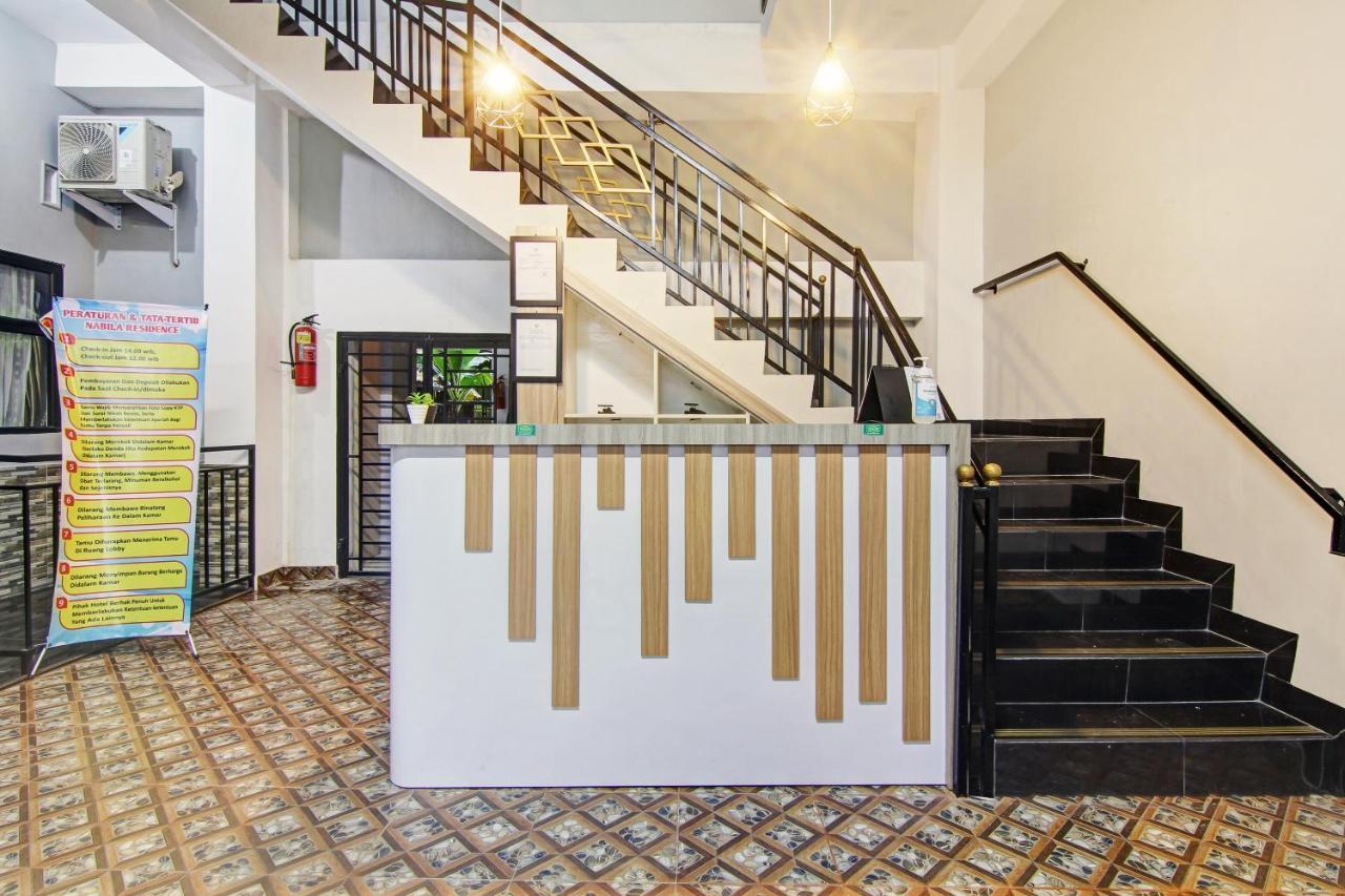 Oyo 90704 Nabila Residence Syariah Паданг Екстериор снимка