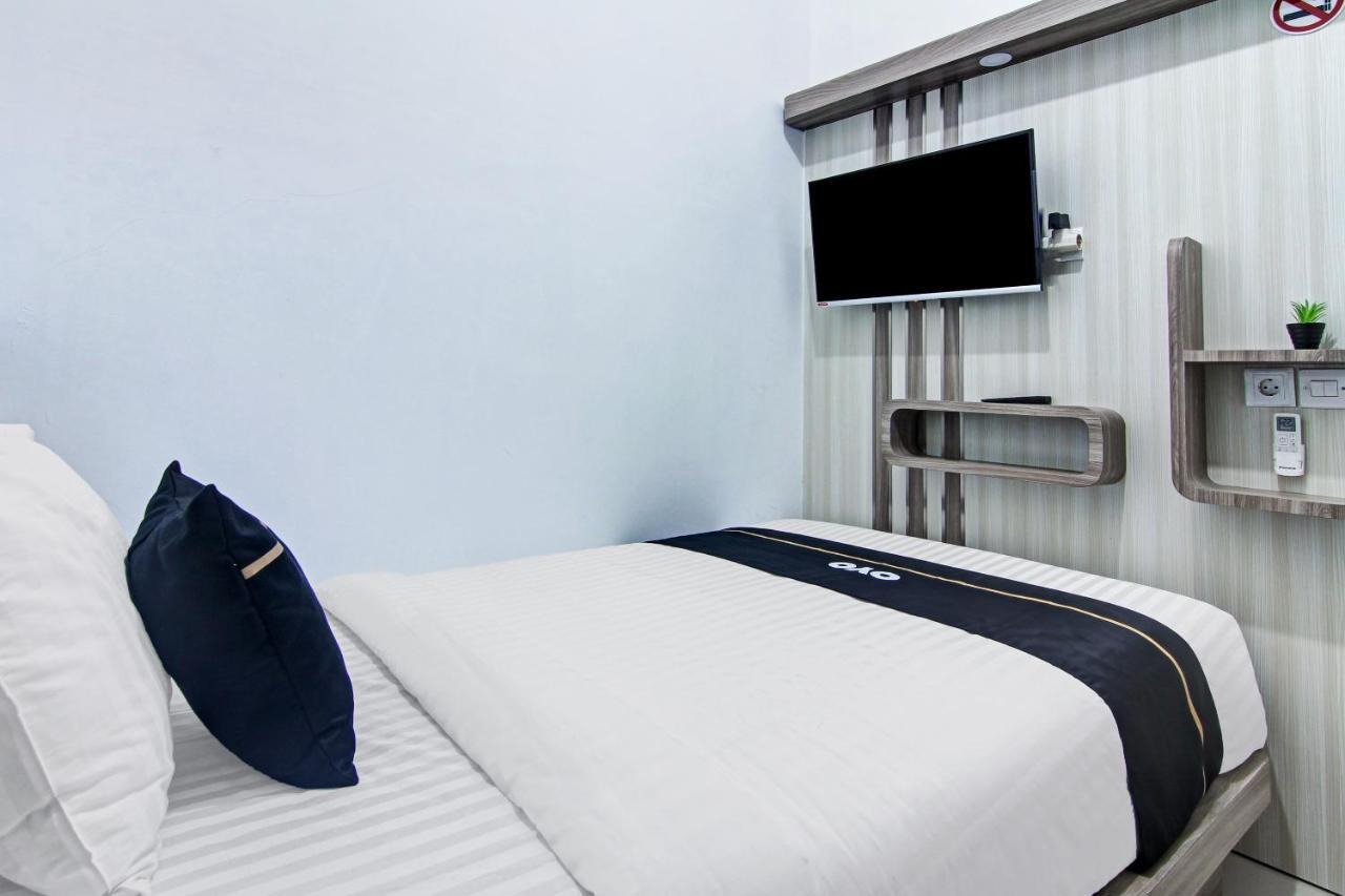 Oyo 90704 Nabila Residence Syariah Паданг Екстериор снимка